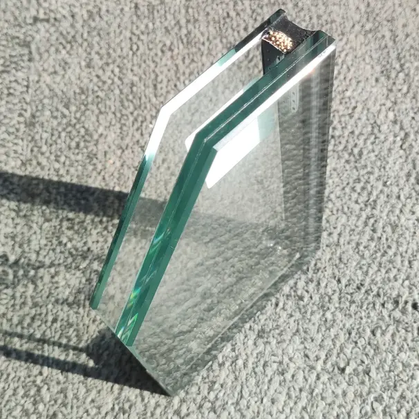 တံခါးများနှင့် Windows အတွက် လျှပ်ကာမှန်